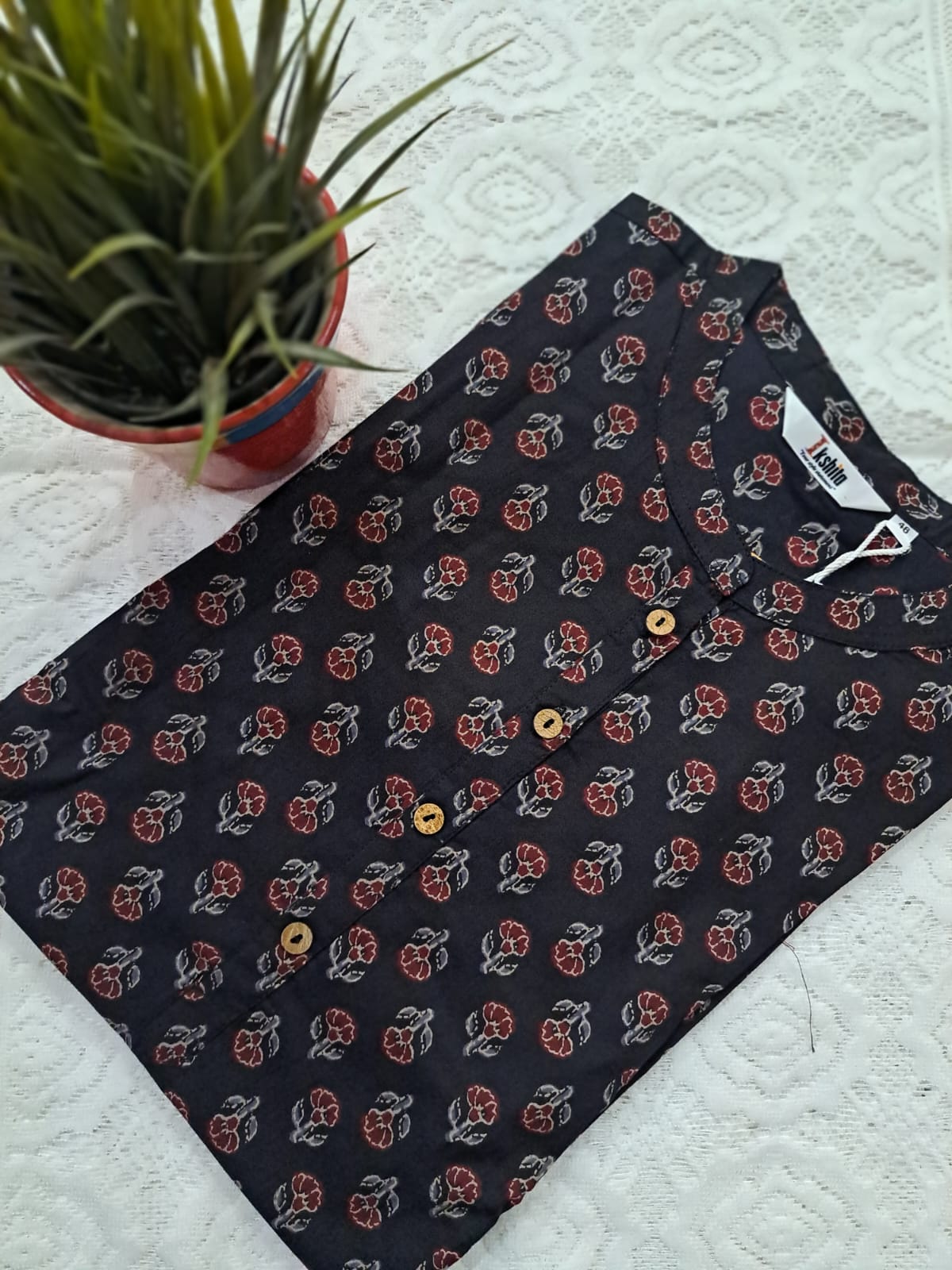 Ikshita Cotton Straight Kurta-Black