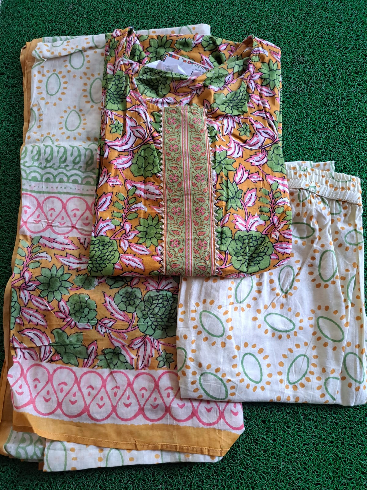 Sadhna Straight Suit Set