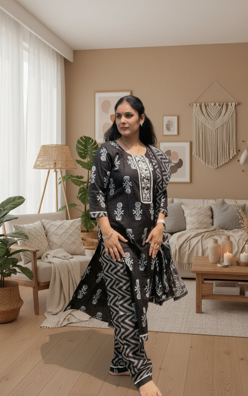 Layla Straight Suit Set-Black