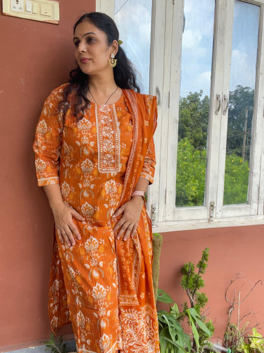 Layla Straight Suit Set